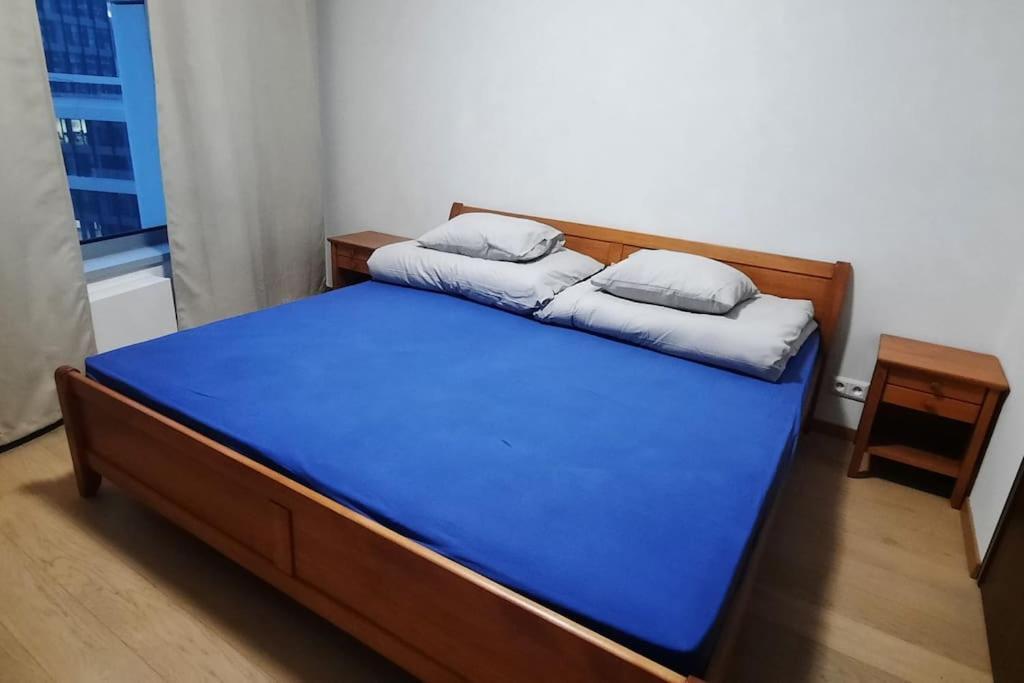 Ferienwohnung Sky-Park Flat&Parking Pressburg Exterior foto
